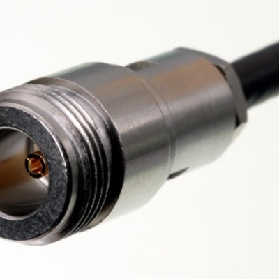Conector Tipo N  Fêmea Cabo RG-58/142/223/HYPERFLEX-5/AIRBONE-5/LMR-240/H-155 UG-N-22-155-TA Made in Germany