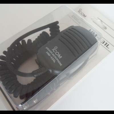Microfone/Altifalante de mão com cabo espiral  e botão PTT  ICOM HM-131L