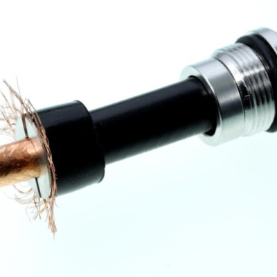 Conector Tipo N  Fêmea Cabo RG-213/H-2000/AIRCOM-P/LMR400 (Gold Contact) Ref UT-23 TA /N-23 TA Made in Germany