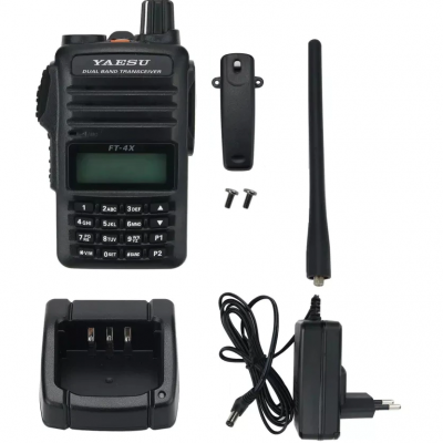Rádio Portátil  Dual  Band  YAESU FT-4XE