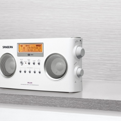 Receptores/Scanner SANGEAN PR-D5