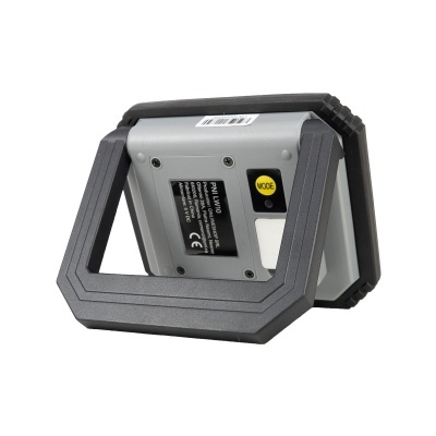 Foco/Lanterna Portátil  PNI LW10 Luz de Trabalho Recarregável 10W- 700 lm – IP54