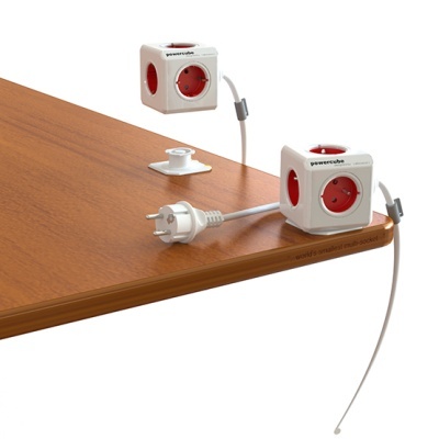 BASES 5 PLUGUES SCHUKO GREEN POWERCUBE Ref 1300 C/Cabo 1.5m