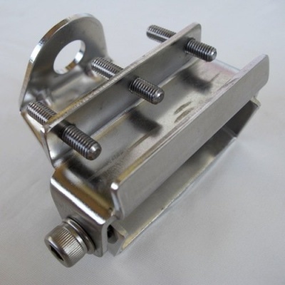 Suporte para base de Antena  DIAMOND K110