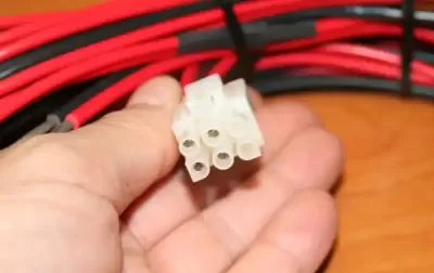 Cabo de Alimentação SIRIO/KOMUNICA PC-60/IW2000 3 Mts - Com Fusível Auto + 6P Conector M 13.8V/24V DC