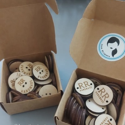 Botões em MDF personalizados