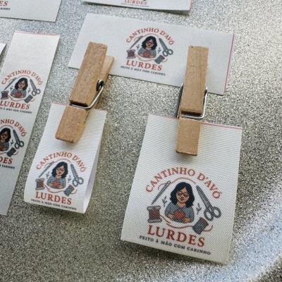 Etiquetas Amostra | 16un. | Planas & Dobradas | Várias Medidas