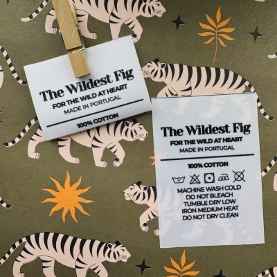 Etiquetas Alta Definição | 5 cm Largura | Dobradas | Logo Horizontal | 25 un. | MATTE