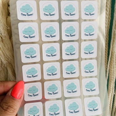 Etiquetas TermoAderentes || Quadradas  || Logotipos || 2 x 2 cm