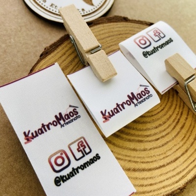 Etiquetas Alta Definição | MATTE | 2,5cm Largura | Dobradas | Logo Horizontal