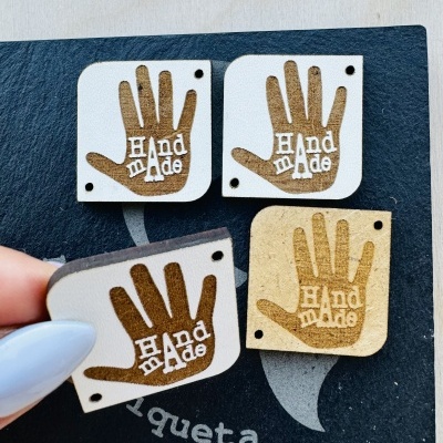 Botões em MDF Handmade