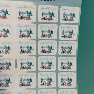 Etiquetas TermoAderentes || Retangulares  || Logotipos || MARCAS || 3,5 x 2 cm