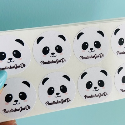 Autocolantes Circulares personalizados com o seu Logotipo | Matte