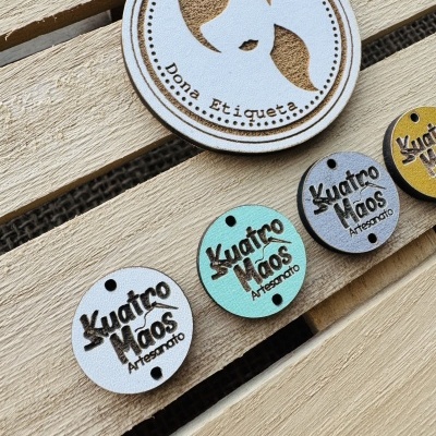 Botões em MDF personalizados