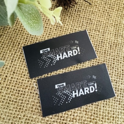 Etiquetas Alta Definição | 3,5 cm Largura | Planas | Logo Horizontal | MATTE