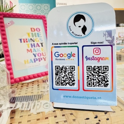 Placa com QR Code Google & Instagram | Balcão