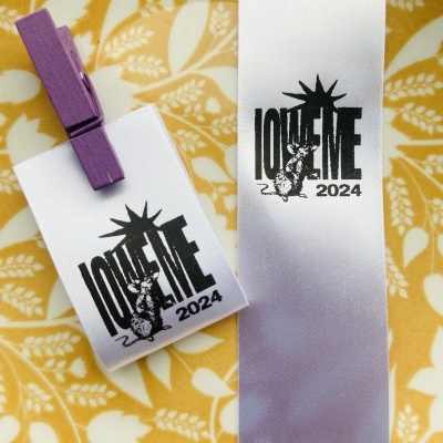 Etiquetas Monocromáticas | 3 cm Largura | Dobradas | Logo Horizontal