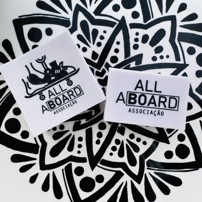 Etiquetas Patch STRONG | Até 6 cm | Planas | Retangulares