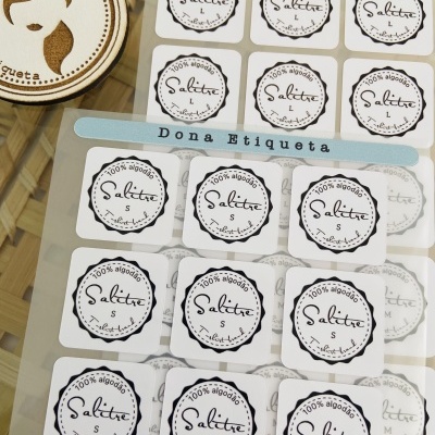 Etiquetas TermoAderentes || Quadradas  || Logotipos || MARCAS || 2,5 x 2,5 cm