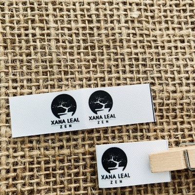 Etiquetas Alta Definição | MATTE | 1,5 cm largura | Dobradas | Logo Vertical