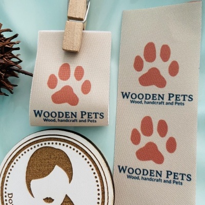 Etiquetas Alta Definição | 3 cm Largura | Dobradas | Logo Horizontal | MATTE