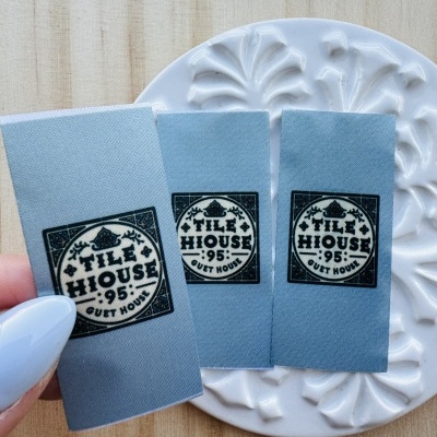 Etiquetas Alta definição | Glossy | 2,5 cm Largura | Planas | Logo Vertical