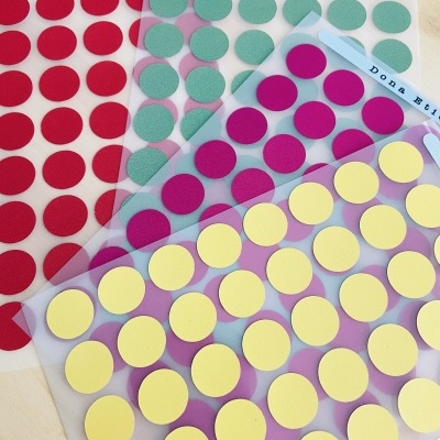 Etiquetas TermoAderentes || Circulares  || Cores || Marca meias e roupa interior || 1,5 cm