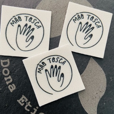 Etiquetas Alta Definição | Patch STRONG | Até 6 cm | Planas| Quadradas Etiquetas Alta Definição | Patch STRONG | Até 6 cm | Planas| Quadradas