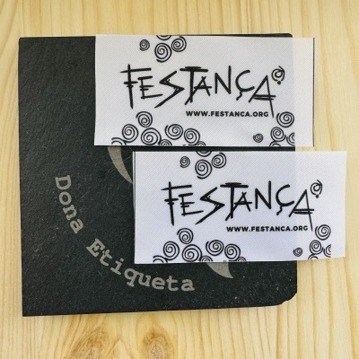 Etiquetas Alta definição | MATTE | 4 cm Largura | Planas | Logo Horizontal