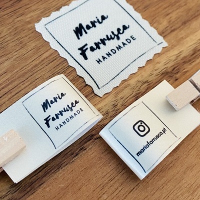 Etiquetas Alta Definição | Glossy | Várias Larguras | Dobradas | Logo na Vertical