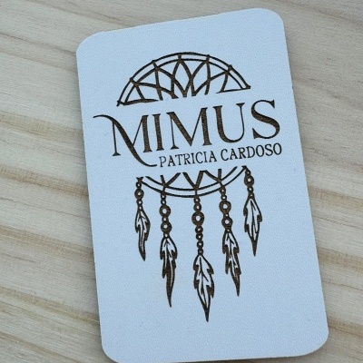 Placa com logotipo | Retangular | Vertical