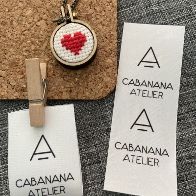 Etiquetas Alta Definição | MATTE | 3,5cm Largura |  Dobradas | Logo Horizontal