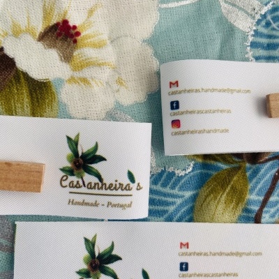 Etiquetas Alta Definição | MATTE | 2,5cm largura | Dobradas | Logo Vertical