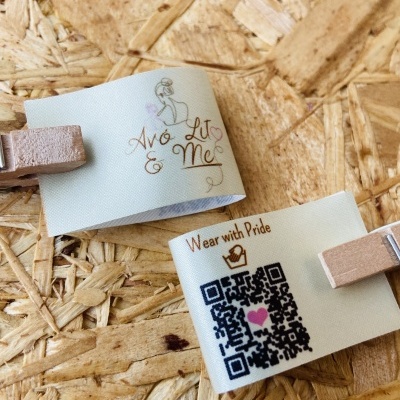 Etiquetas Alta Definição | Glossy | Várias Larguras | Dobradas | Logo na Vertical