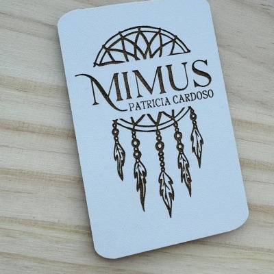 Placa com logotipo | Retangular | Vertical