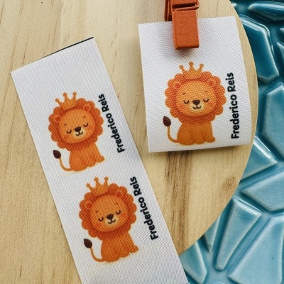 Etiquetas Alta Definição | MATTE | 3 cm Largura | Dobradas | Escolares