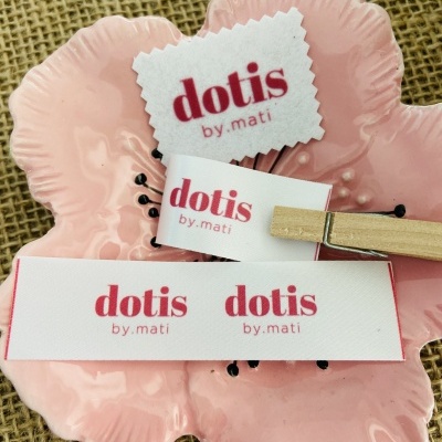 Etiquetas Alta Definição | Glossy | 2 cm largura | Dobradas | Logo vertical