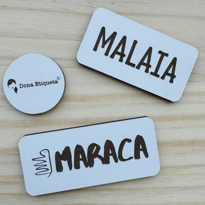 Placa com logotipo | Retangular | Horizontal