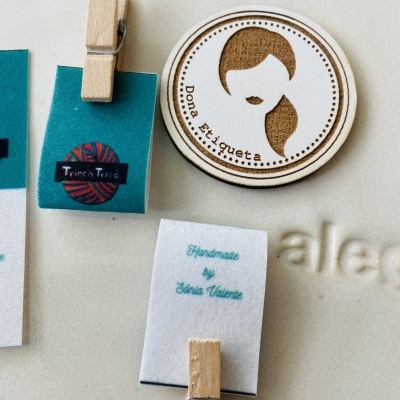 Etiquetas  Alta definição | Feltro | Dobradas | 3 cm | Anti Borboto