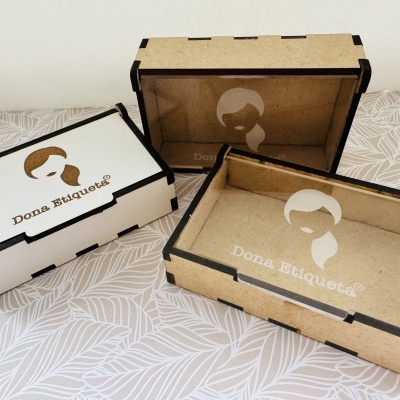 Caixa para Etiquetas MDF | Personalize com o seu logo