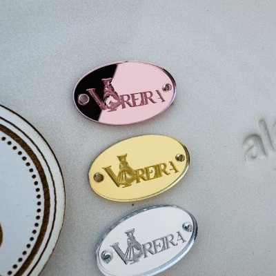 Etiquetas em Acrílico Prateadas  1,2 mm | Largura máxima 3 cm | Personalizáveis | Ovais