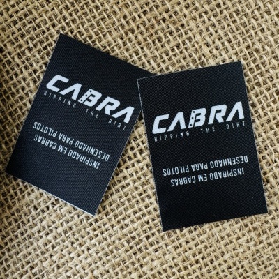 Etiquetas Alta Definição | MATTE | 4 cm Largura | Dobradas | Logo Horizontal