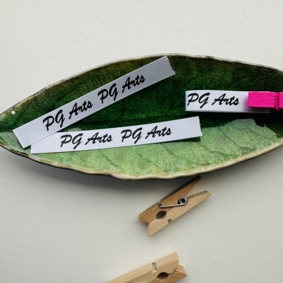 Etiquetas Monocromáticas | 1 cm largura  | Dobradas | Logo Vertical