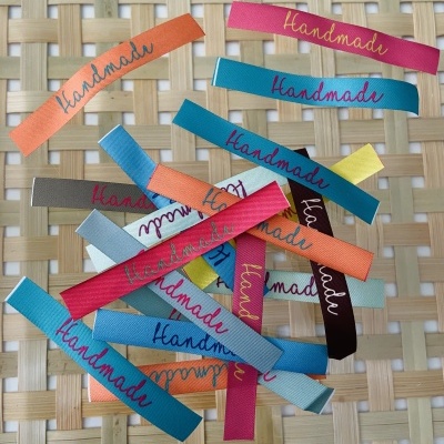 100 Etiquetas Handmade Várias cores Matte