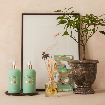 Castelbel Portus Cale White Crane Body Lotion 300ml Castelbel Portus Cale White Crane Body Lotion 300ml