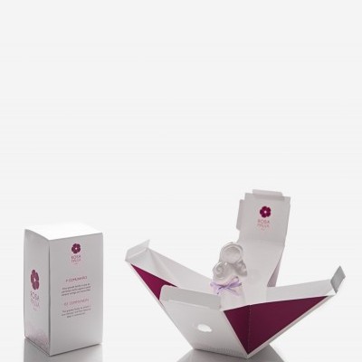 Rosa Malva Comunhão menina branca