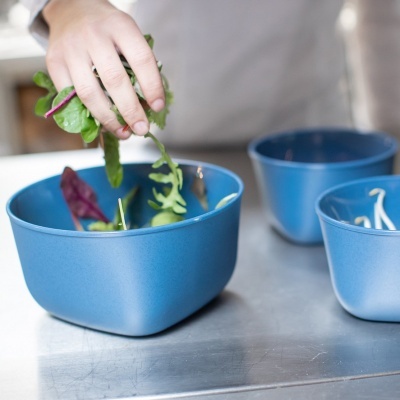 Koziol Connect  M Taça com tampa 1lt Azul Profundo