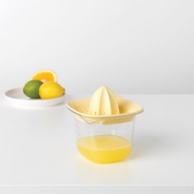 Brabantia  Jarro Medidor e Espremedor TASTY+ - Amarelo Baunilha