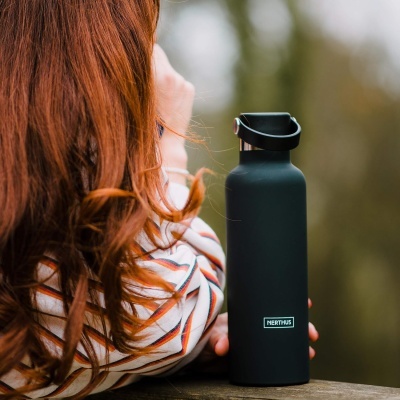 Nerthus Garrafa térmica 750ml Sport Series preta