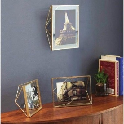 UMBRA Prisma Moldura 10x15cm dourada